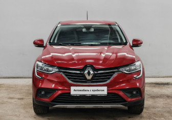 Подержанный автомобиль Renault Arkana 2020 года (2 фото)