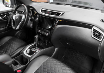 Подержанный автомобиль Nissan Qashqai 2016 года (10 фото)