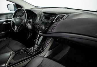 Подержанный автомобиль Hyundai i40 Sedan 2016 года (5 фото)