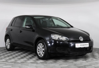 Подержанный автомобиль Volkswagen Golf Hatchback 2010 года (2 фото)