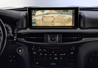 Подержанный автомобиль Lexus LX 2021 года (17 фото)