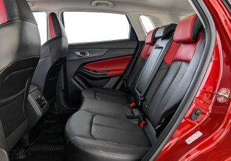 Подержанный автомобиль Changan CS55PLUS 2024 года (18 фото)