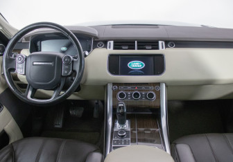 Подержанный автомобиль Land Rover Range Rover Sport 2015 года (15 фото)