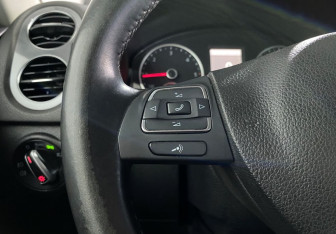 Подержанный автомобиль Volkswagen Tiguan 2011 года (20 фото)