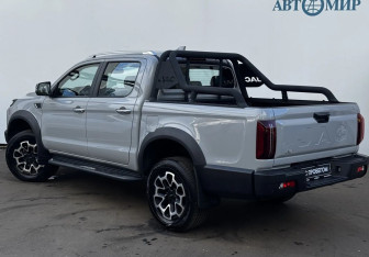 Подержанный автомобиль JAC T9 2025 года (7 фото)