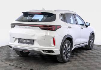 Подержанный автомобиль Exeed LX 2022 года (5 фото)