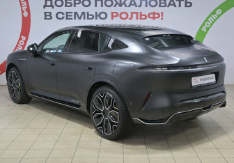 Подержанный автомобиль Avatr 11 2023 года (6 фото)