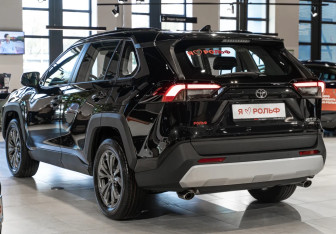 Новый Toyota RAV4 2025 (3 фото)