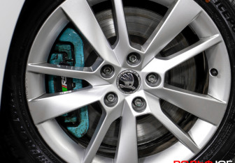 Подержанный автомобиль Skoda Octavia Liftback 2017 года (22 фото)