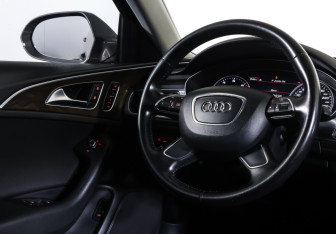 Подержанный автомобиль Audi A6 Sedan 2012 года (13 фото)