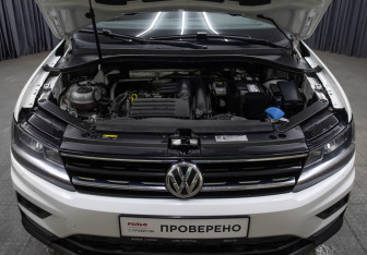 Подержанный автомобиль Volkswagen Tiguan 2018 года (9 фото)