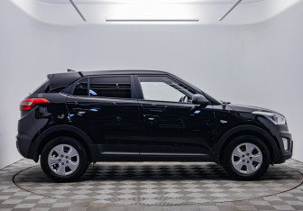 Подержанный автомобиль Hyundai Creta 2016 года (6 фото)