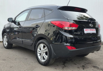 Подержанный автомобиль Hyundai ix35 2013 года (7 фото)