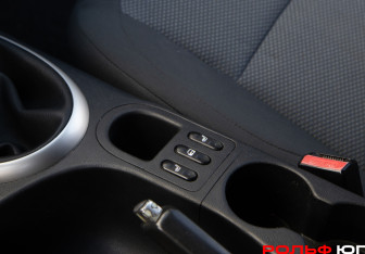 Подержанный автомобиль Nissan Qashqai 2011 года (13 фото)