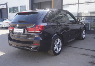 Подержанный автомобиль BMW X5 2018 года (5 фото)