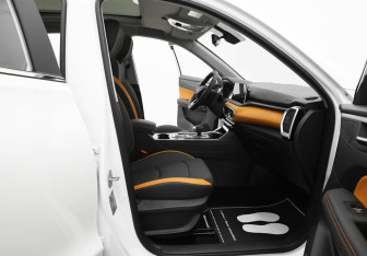 Подержанный автомобиль Kaiyi X3 Pro 2024 года (6 фото)