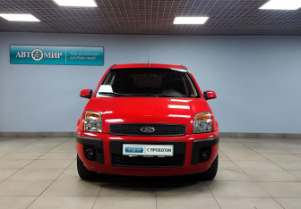 Подержанный автомобиль Ford Fusion 2008 года (2 фото)