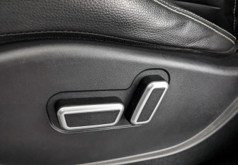 Подержанный автомобиль Geely Emgrand 7 2018 года (25 фото)