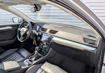 Подержанный автомобиль Skoda Superb Liftback 2018 года (11 фото)