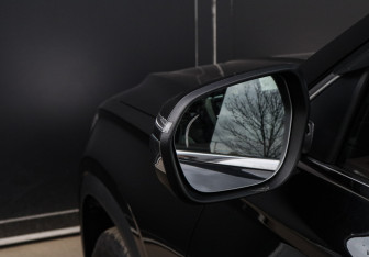 Подержанный автомобиль Geely Monjaro 2023 года (18 фото)