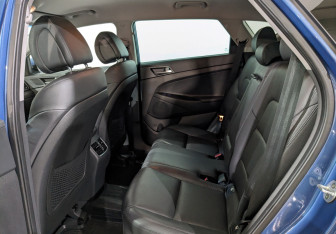 Подержанный автомобиль Hyundai Tucson 2016 года (11 фото)