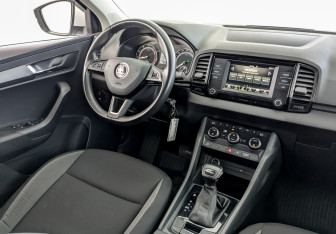 Подержанный автомобиль Skoda Karoq 2020 года (27 фото)