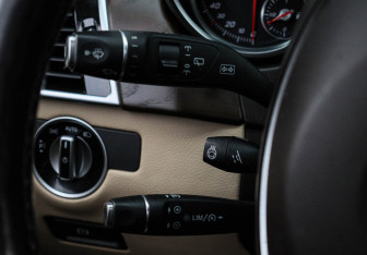 Подержанный автомобиль Mercedes-Benz GLE 2016 года (24 фото)