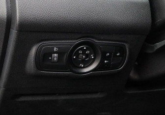 Подержанный автомобиль Chery Tiggo 4 2022 года (17 фото)