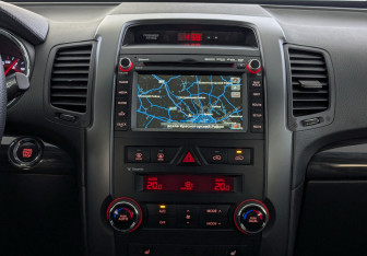 Подержанный автомобиль Kia Sorento 2011 года (15 фото)