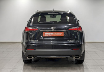 Подержанный автомобиль Lexus NX 2017 года (6 фото)