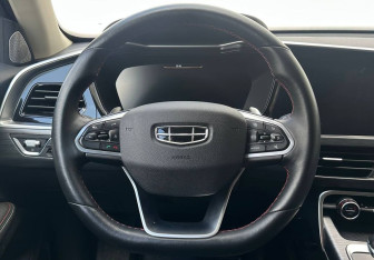 Подержанный автомобиль Geely Tugella 2021 года (12 фото)