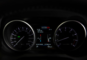 Подержанный автомобиль Land Rover Range Rover Evoque 2012 года (9 фото)