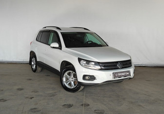Подержанный автомобиль Volkswagen Tiguan 2014 года (3 фото)