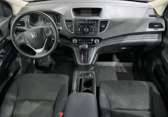Подержанный автомобиль Honda CR-V 2017 года (11 фото)