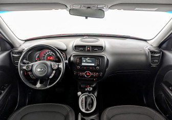 Подержанный автомобиль Kia Soul 2018 года (14 фото)