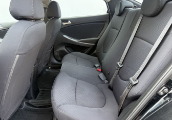 Подержанный автомобиль Hyundai Solaris Sedan 2014 года (11 фото)