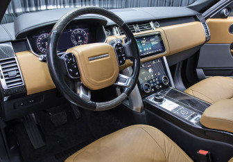 Подержанный автомобиль Land Rover Range Rover 2020 года (17 фото)