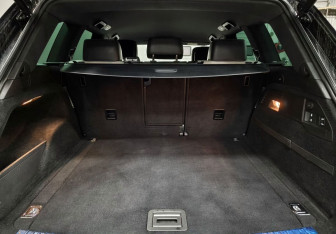 Подержанный автомобиль Volkswagen Touareg 2018 года (14 фото)