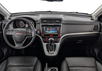 Подержанный автомобиль Haval H6 2018 года (14 фото)