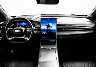 Подержанный автомобиль Geely Preface 2024 года (11 фото)