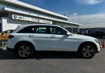Подержанный автомобиль Mercedes-Benz GLC Coupe 2020 года (4 фото)