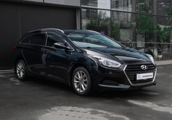 Подержанный автомобиль Hyundai i40 Wagon 2015 года (3 фото)