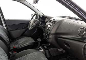 Подержанный автомобиль LADA (ВАЗ) Granta Sedan 2024 года (13 фото)