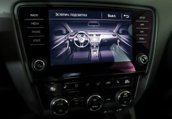 Подержанный автомобиль Skoda Octavia Liftback 2017 года (12 фото)