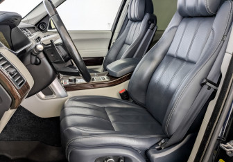 Подержанный автомобиль Land Rover Range Rover 2015 года (19 фото)