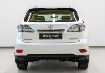 Подержанный автомобиль Lexus RX 2012 года (6 фото)