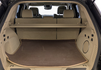 Подержанный автомобиль Jeep Grand Cherokee 2021 года (10 фото)