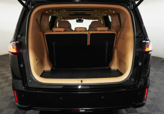 Подержанный автомобиль Voyah Dream 2023 года (10 фото)