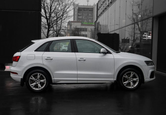 Подержанный автомобиль Audi Q3 2016 года (4 фото)