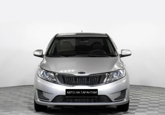 Подержанный автомобиль Kia Rio Sedan 2012 года (2 фото)